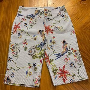 Peck & Peck Floral Bird Print Blue White Pinstripes Bermuda Shorts Womens 8